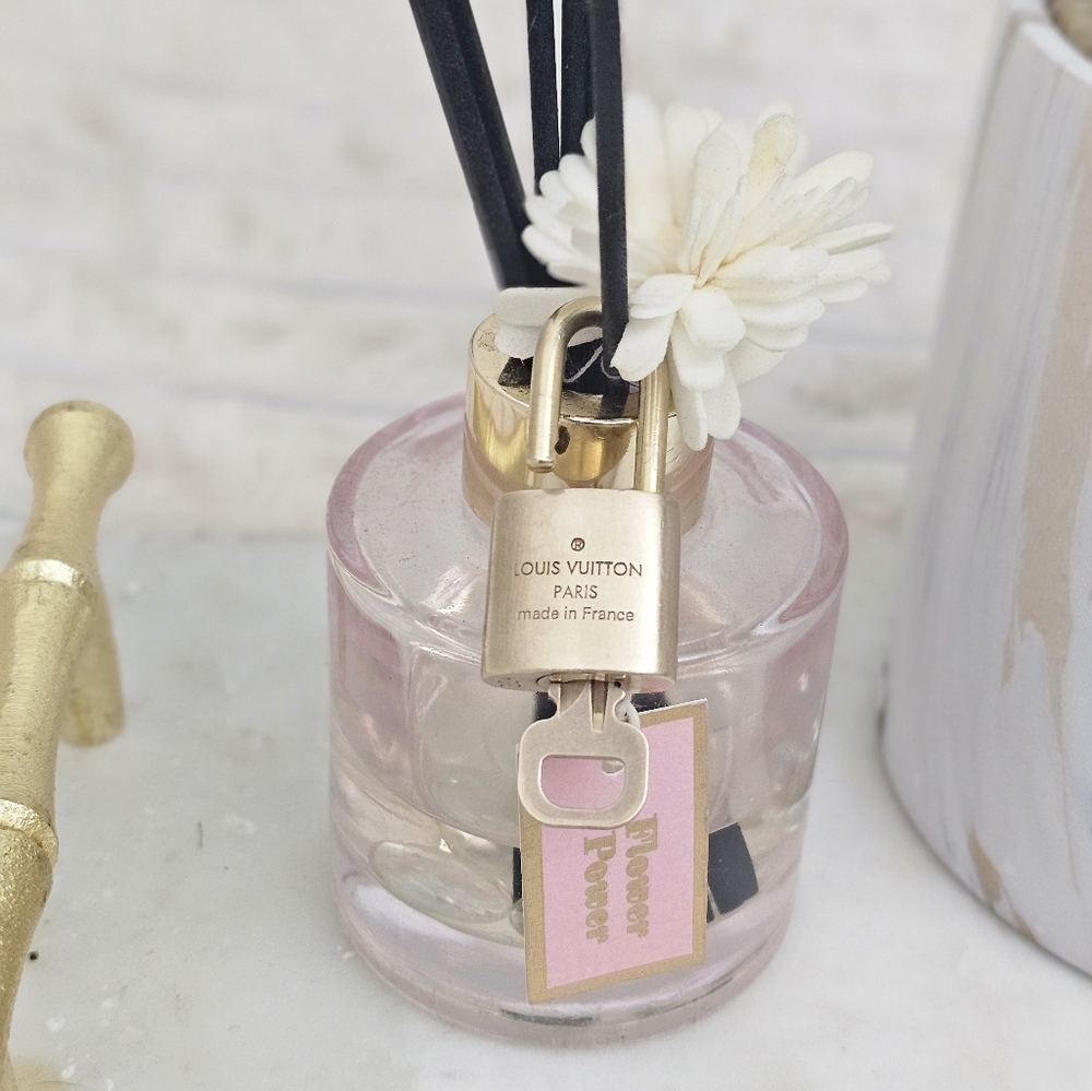 🔥😍 Authentic Louis Vuitton Padlock and Key 🔥😍 - Picture 6 of 7